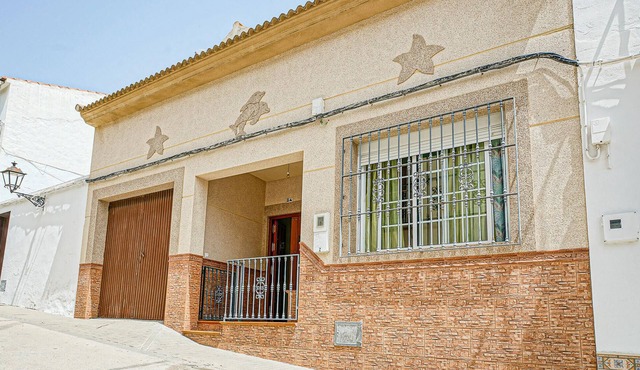 5 bedroom beautiful home in Algamitas