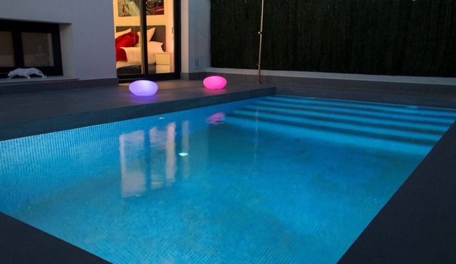 5 Star - High Spec - 4 Bedroom Luxury Villa