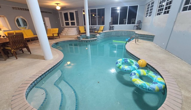 A luxury escape, where the pool is always perfect in Juncos