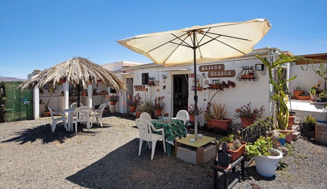 Accessible Holiday Apartment "Majada Blanca' with Mountain View, Terrace & Wi-Fi