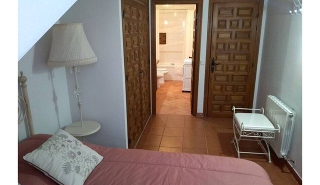ACCOMMODATION IN PEDRAZA - MERCHE 1