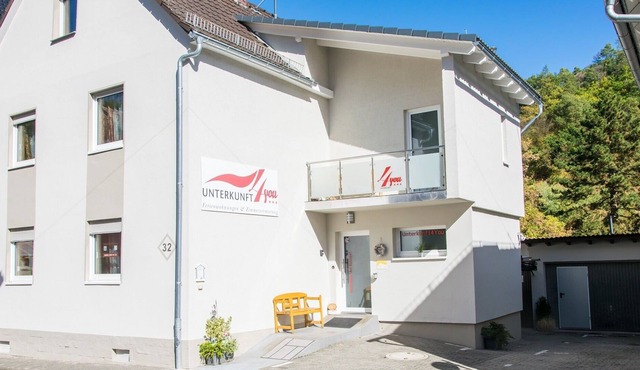 Accommodation4You bright holiday home amusement park, Römerastell, Hessenpark, fair in Usingen