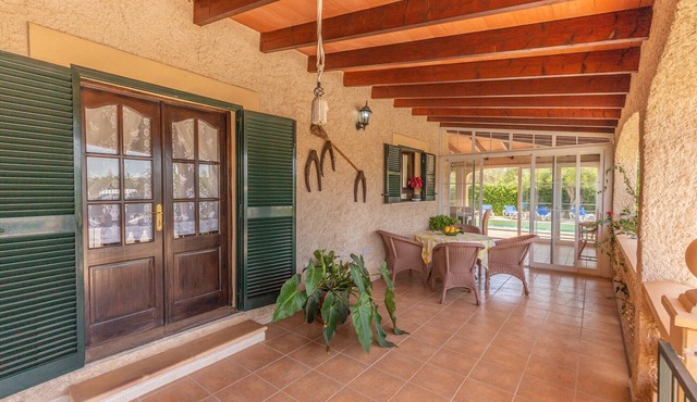 Acogedora finca con piscina