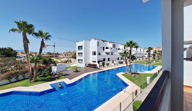 Al Primeros - Beach Holiday homes with terrace