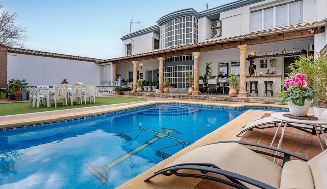 Amazing home in Illora