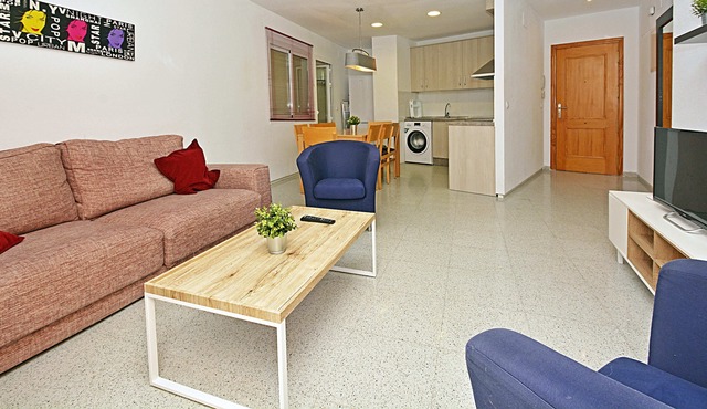 Amplio Apartamento de 5 Dormitorios a 50 mt del Paseo Maritimo