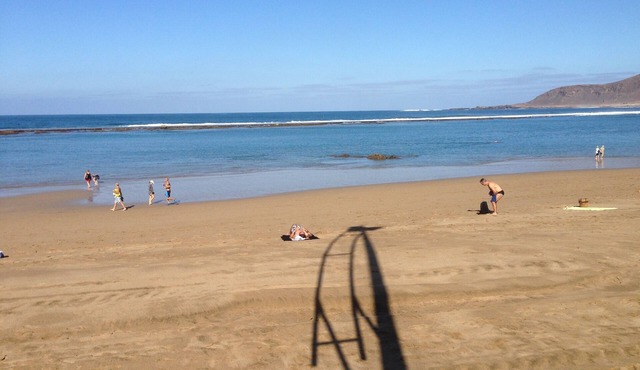 Apartment with balcony on the beachfront. Wifi.
