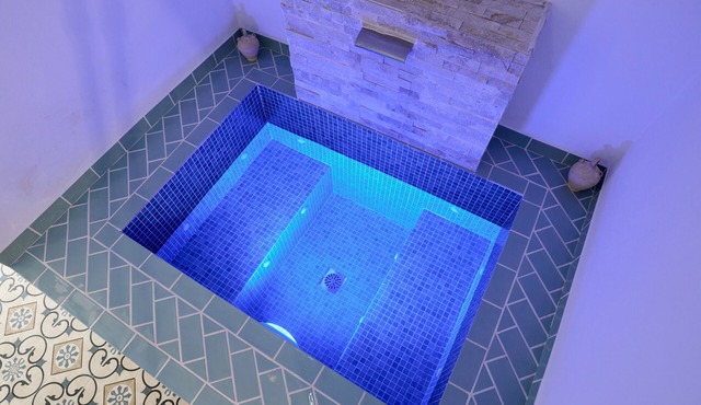 Apartment 'La Morería' with Wi-Fi and Air Conditioning