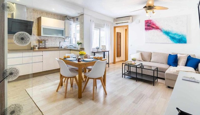 Apartamento a 500m de la Judería con Parking
