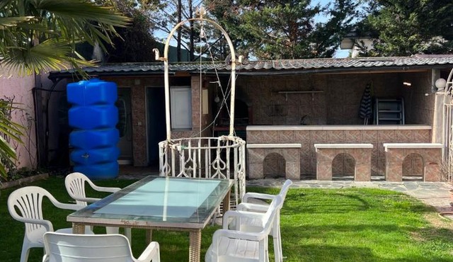 Apartamento con 5 dormitorios en Madrid