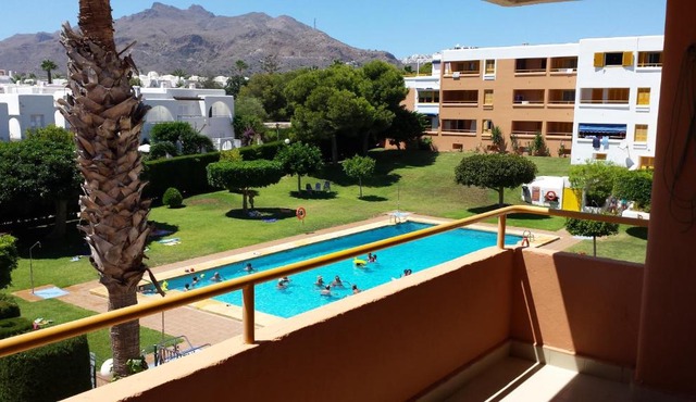 APARTAMENTO CON PISCINA EN MOJACAR PLAYA