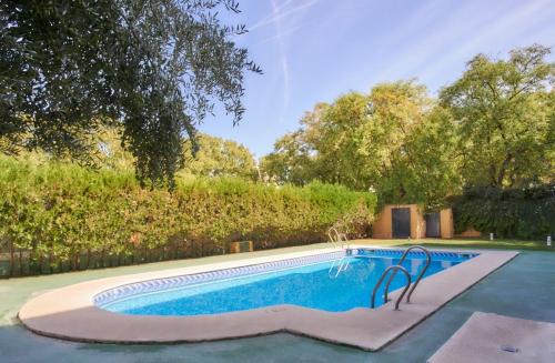 Apartamento con piscina solo en temporada