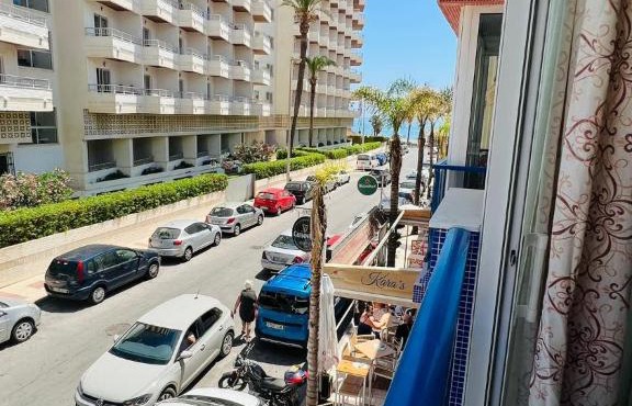 Apartamentos Bajondillo Beach Cozy Inns