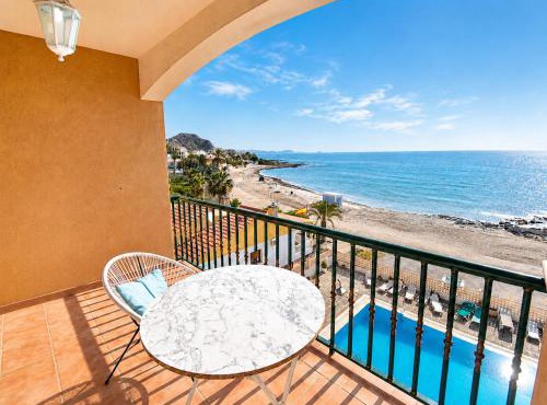 Apartamentos El Calón Playa