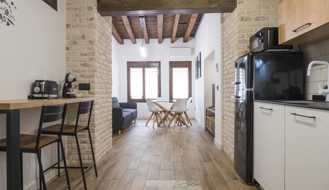 Apartamentos Granadal. Bajo