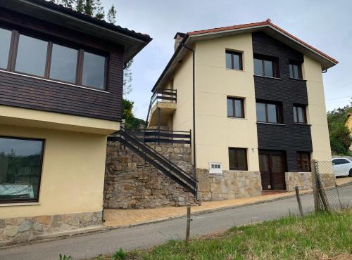 Apartamentos La Peral in La Peral