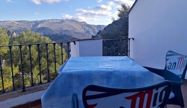 Apartamentos Sierra del Hacho