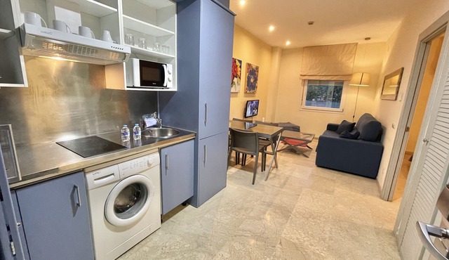 Aparthome® Residencial con Piscina, Parking, Wifi