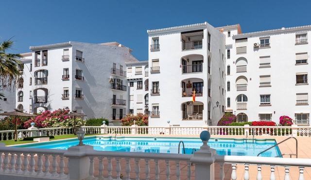 Apartment 'Manilva Home' with Mountain View, Wi-Fi and Air Conditioning
