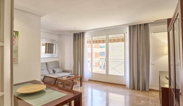 Apartment '5 Caballeros' with Balcony, Wi-Fi and Air Conditioning