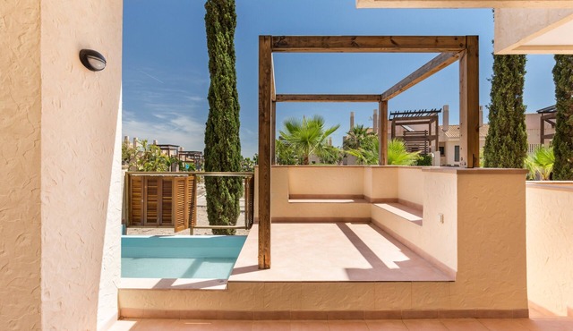 Apartment 'El Oasis Martinica 8 Bajo A' with Shared Pool, Wi-Fi and Air Conditioning