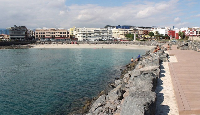 Apartment in the capital - Airport nearby, beaches, hospital, buses, WIFI