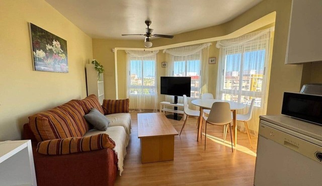 Apartment in Gandia with Wi-Fi + A/C