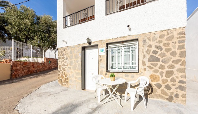 Apartment 'La Noria 3' with Air Conditioning
