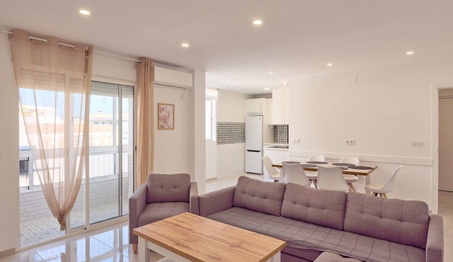 Apartment 'Las 4 Llaves De Córdoba 2' with Private Terrace, Wi-Fi and Air Conditioning