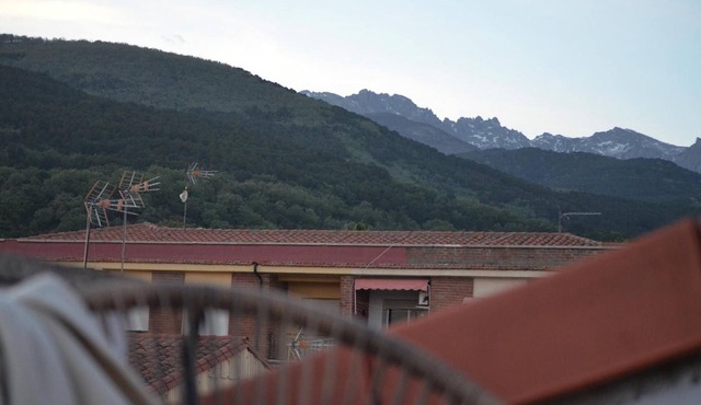 Apartment 'Ojaranzo' with Mountain Views, Wi-Fi, and Air Conditioning