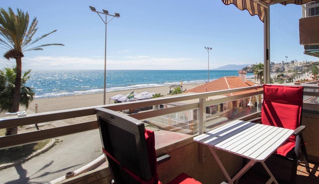Apartment "Studio 1 - Sea Front" Near the Beach with Sea View, Balcony, Terrace & Garden