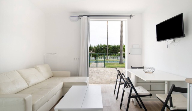Apartment 'Suite 5 In Natural Park' with Shared Pool, Wi-Fi and Air Conditioning