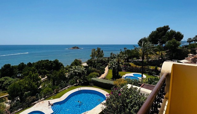 Apartment 'Villa Gadea 10-1-4' with Sea View, Wi-Fi and Air Conditioning