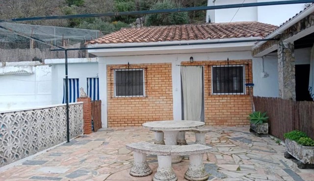 AR Manantial de los Cañitos: Annex apartments w/own entrance, kitchen, bathroom