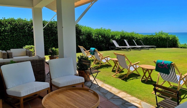 Arena, where the garden meets the dunes.