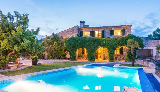 AUXELLA GRAN - Villa with private pool in Moscari. Free WiFi