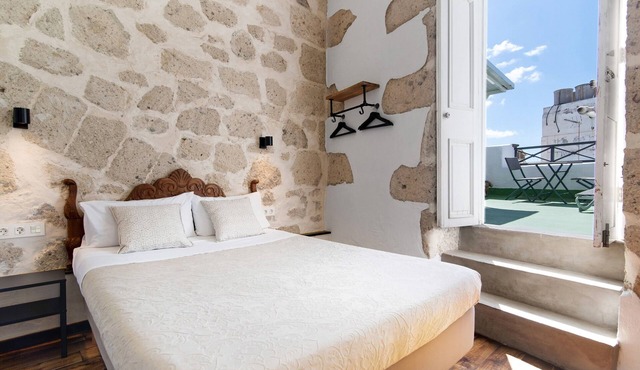 Azahara Apartment with Private Terrace