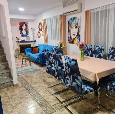 Azul villa