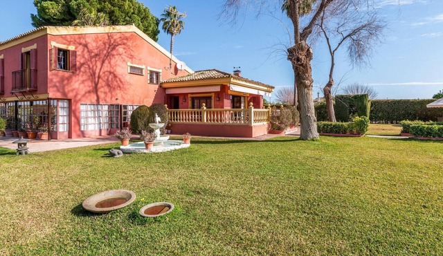 Beautiful home in Moron de la Frontera