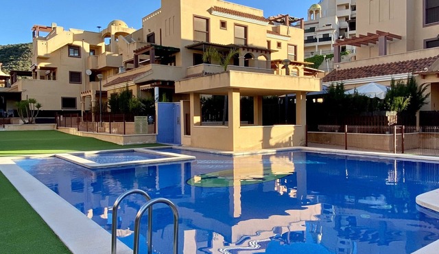 BEAUTIFUL PENTHOUSE WITH SEA AND MOUNTAIN VIEWS IN AGUILAS