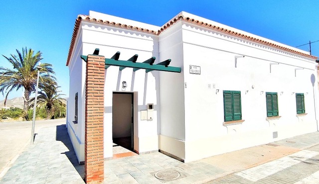 Belvilla by OYO Villa Cepillo I
