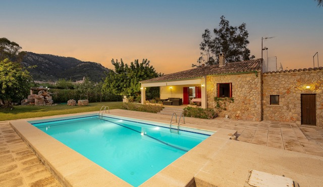 CAN CALISTRO - Villa with private pool in Caimari. Free WiFi