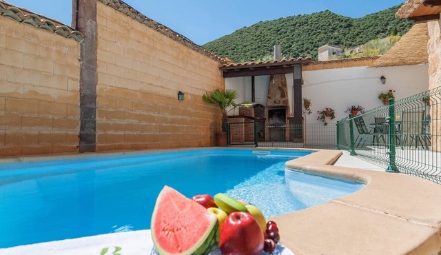 Casa Calera Arbuniel by Ruralidays