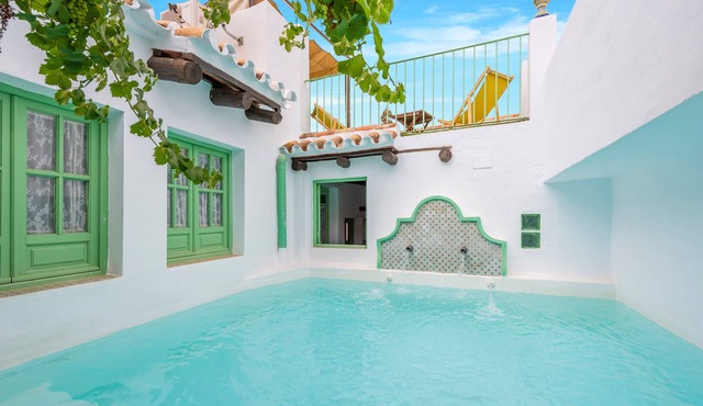 Casa Spa De La Mariola, Rural Relax with Spa near Seville