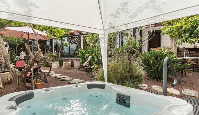 "Casa Finca Doñana" with Mountain View, Private Garden, Jacuzzi & WiFi