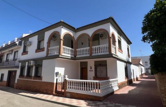 casa grande en Córdoba, pueblo de la Victoria , 6 dormitorios
