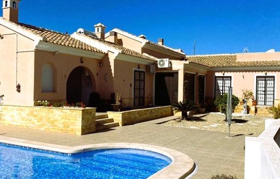 Casa Los Gilabertes