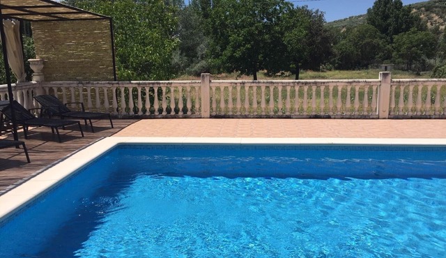 Casa Puente Romano, Montefrio, 2 to 8 persons.