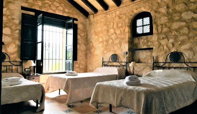 Casa Rural en la Sierra Sur Sevillana. Desconecta en Plena Naturaleza