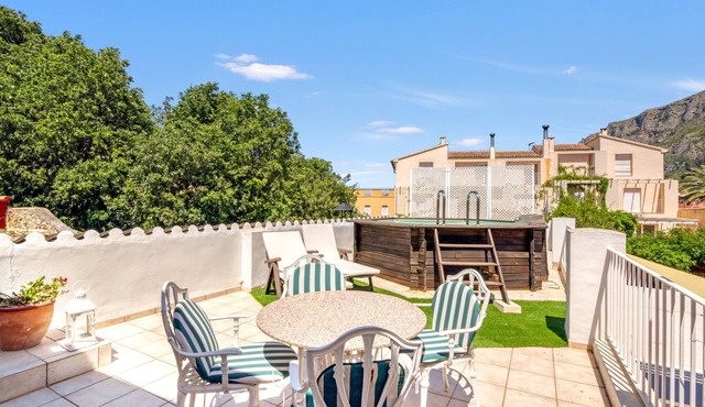 Casa Rural Prasat – Mountain and Sea Vacation Villa in Alicante, Spain
